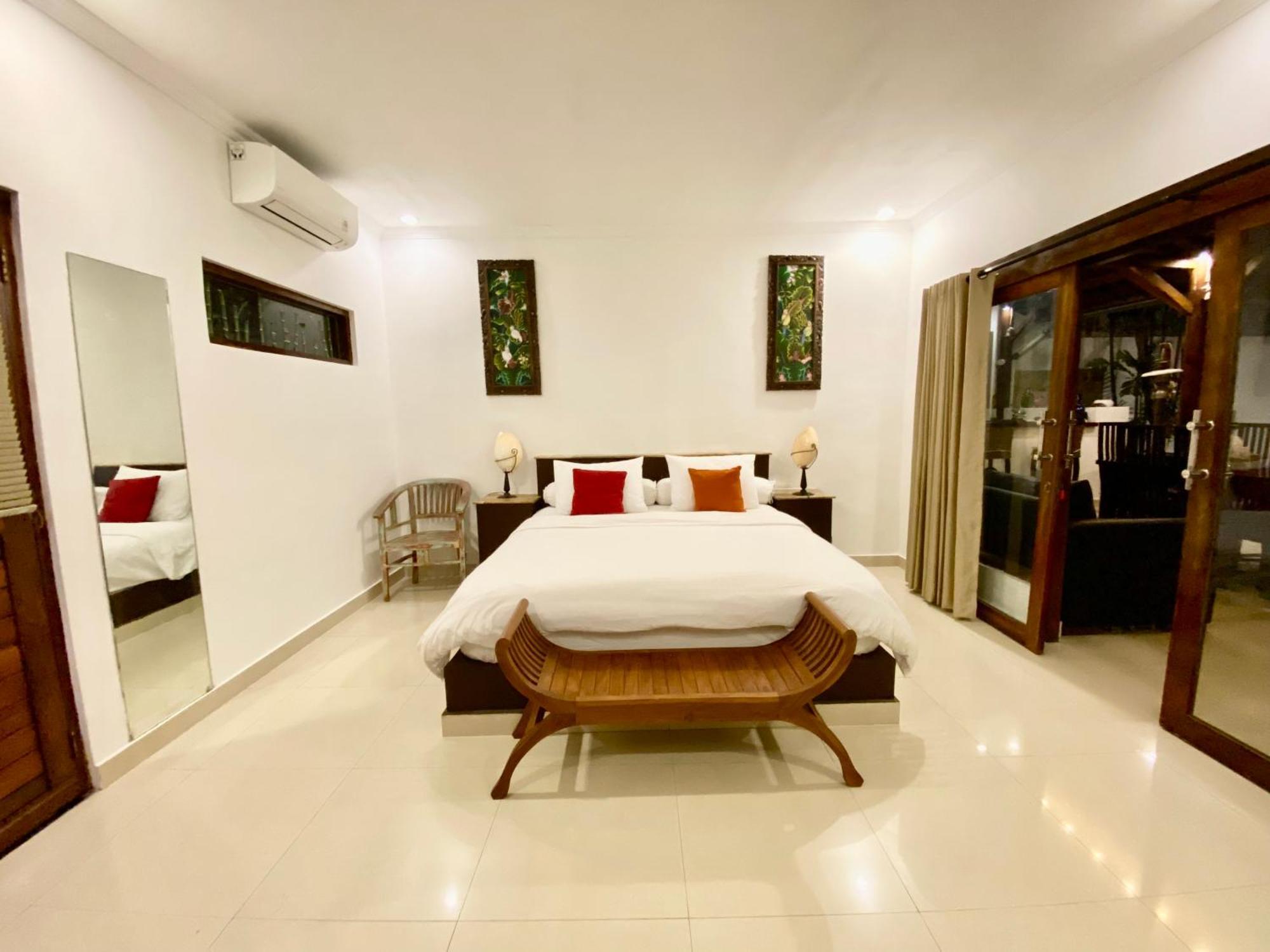 Belharra Villa Seminyak (Bali)
